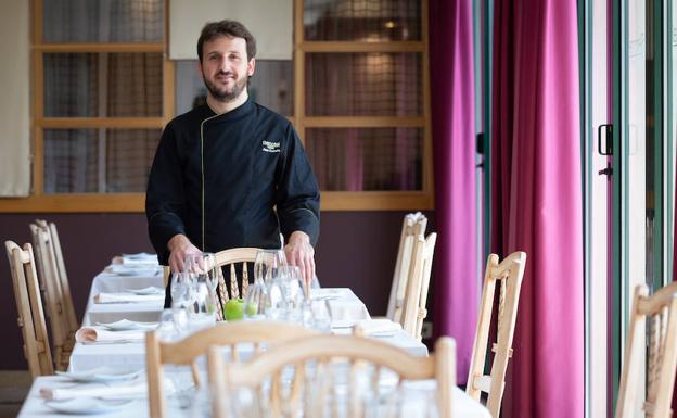 Juan Cuesta, cocinero del restaurante alavés.