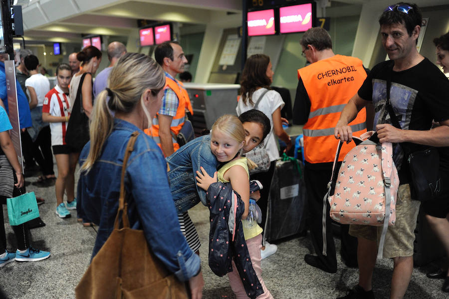 Los niños de Chernobil Elkartea regresan a su casa tras pasar un verano acogidos por familias vascas