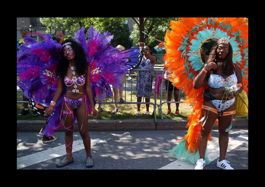 Participantes en el desfile anual del día de las Indias Occidentales el 3 de septiembre de 2018 en el barrio de Brooklyn de la ciudad de Nueva York. El desfile es una de las mayores celebraciones de la cultura caribeña en América del Norte. 