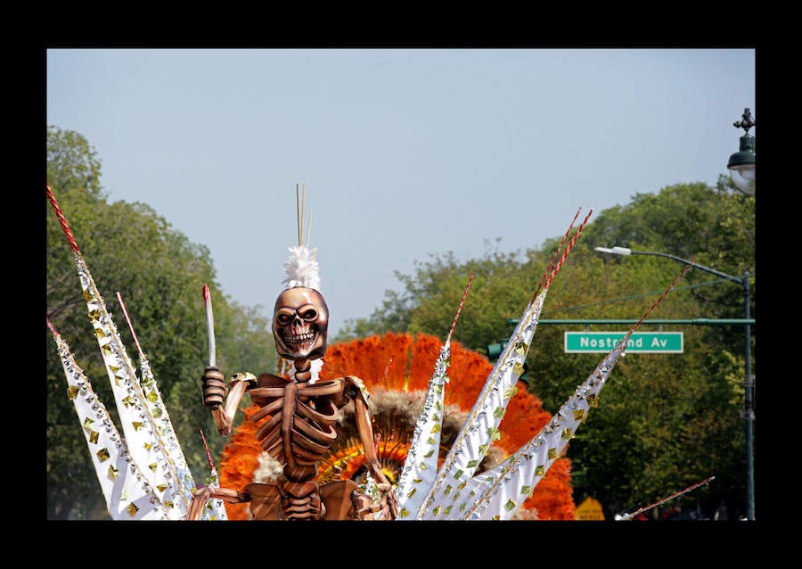 Participantes en el desfile anual del día de las Indias Occidentales el 3 de septiembre de 2018 en el barrio de Brooklyn de la ciudad de Nueva York. El desfile es una de las mayores celebraciones de la cultura caribeña en América del Norte. 