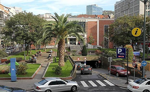 Etorkizuneko hiriak hizpide, Bilboko Ensanche eraikinean