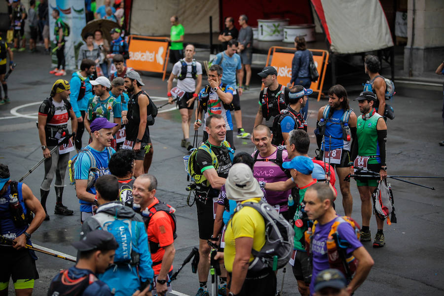 Un centenar de corredores participan en la prueba Bocineros Deiadar Xtreme, de 200 kilómetros