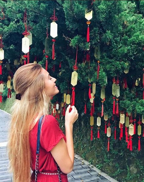 La joven navarra se ha proclamado este sábado la mujer más guapa de España