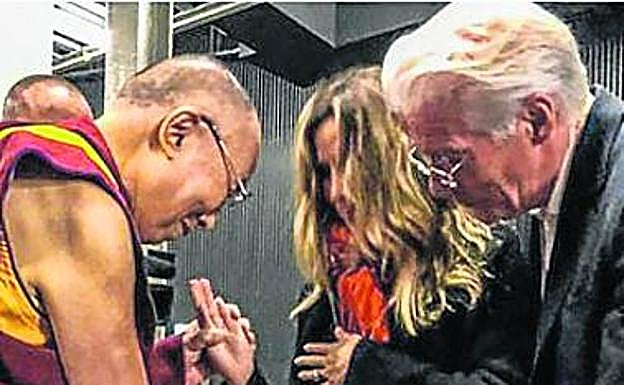 El Dalai Lama, Alejandra y Gere.