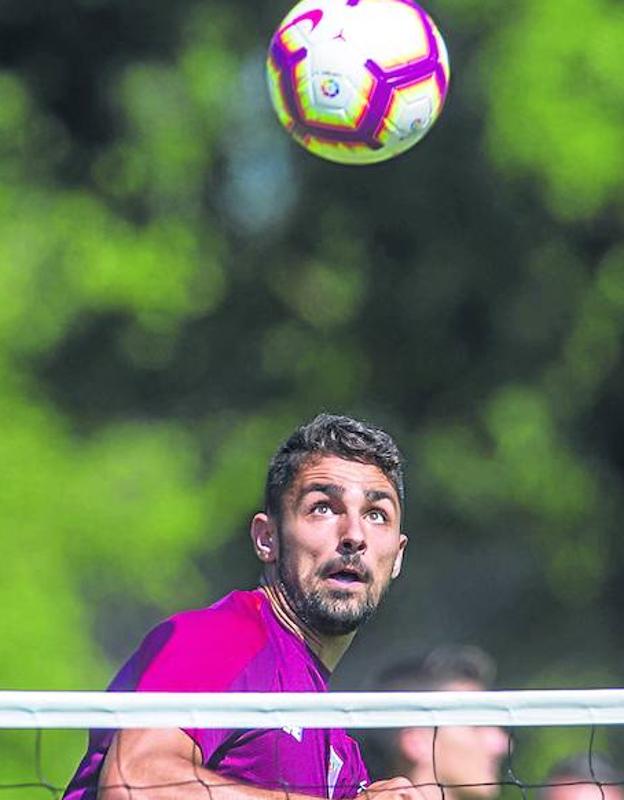 Se quiere quedar. Nolaskoain está muy feliz en el Athletic.