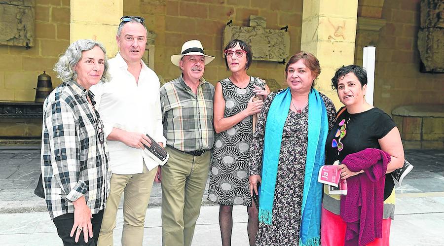 Fátima Villanueva, Luis Marías, Koldo Bilbao, Esther San Pedro, Idoia Salcedo y Charo Lorenzo.