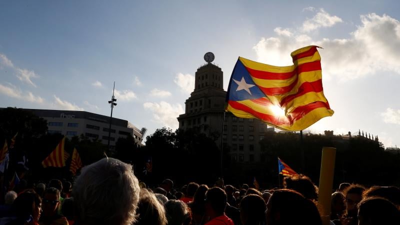 180.000 personas han acudido a la manifestación de Barcelona para conmemorar el primer aniversario del 1-O, según la Guardia Urbana