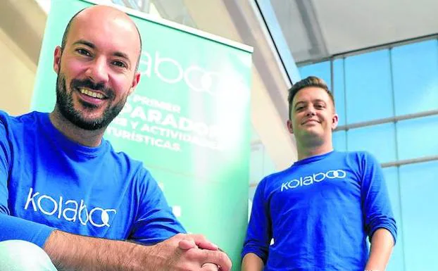 David Rebollo y Emilio Gómez, en la sede de su 'startup', Kolaboo. 