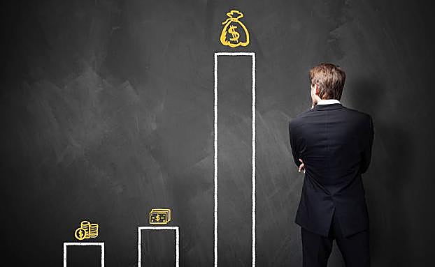 el dinero de los demás