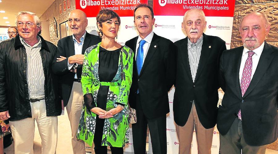 Paulino Colmenero, Rodolfo Ares, Begoña Gil, Eusebio Melero, Adrián Castro y Andoni Rekagorri.