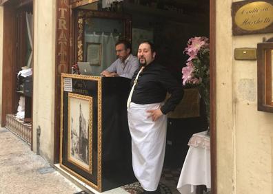 Imagen secundaria 1 - En La Bottega della Gina se puede aprender a hacer tortelloni. A continuación, la bodega del Tre Marchetti, que almacena 1.200 referencias italianas. Finalmente, entrada del Giovanni Zampieri.