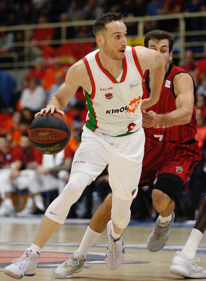 Fotos: Las fotos del Fuenlabrada - Baskonia