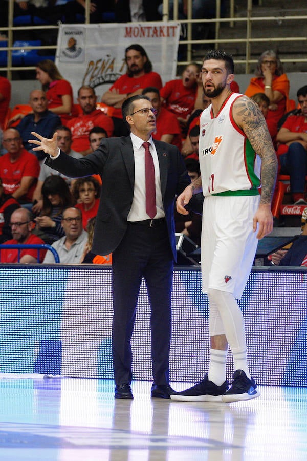 Fotos: Las fotos del Fuenlabrada - Baskonia