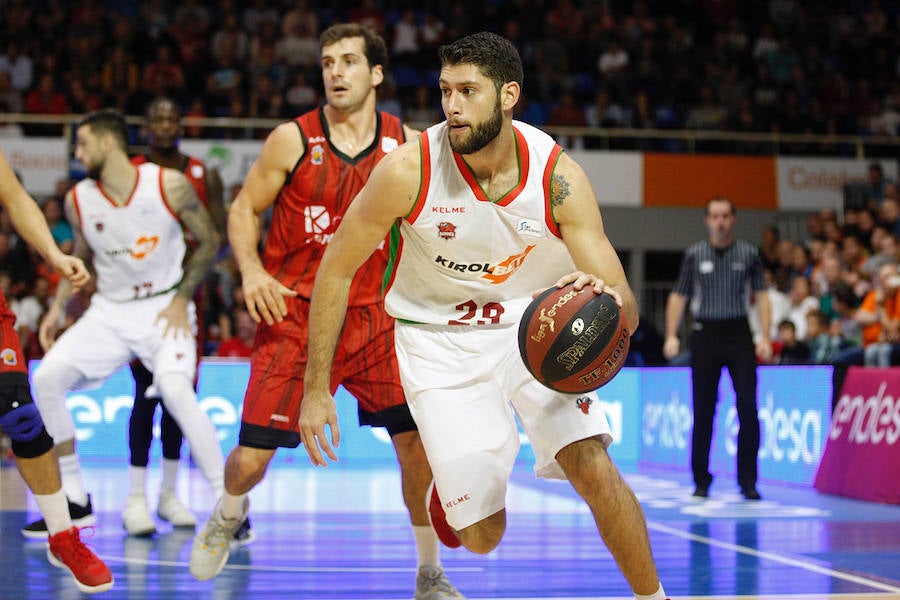Fotos: Las fotos del Fuenlabrada - Baskonia