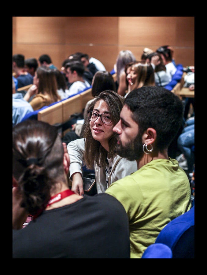 Alrededor de 150 universitarios participan en Gazte Up en una jornada dedicada a difundir pautas e iniciativas para encontrar trabajo