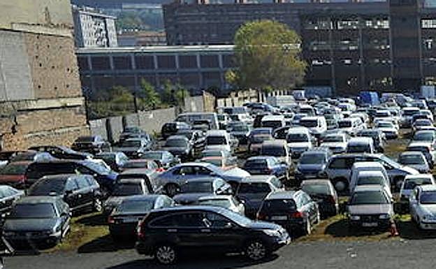Depósito municipal de coches en Zorrozaurre. 