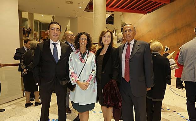 Carlos Omeñaca, Beatriz Marcos, Mercedes Prado e Íñigo Camiña.