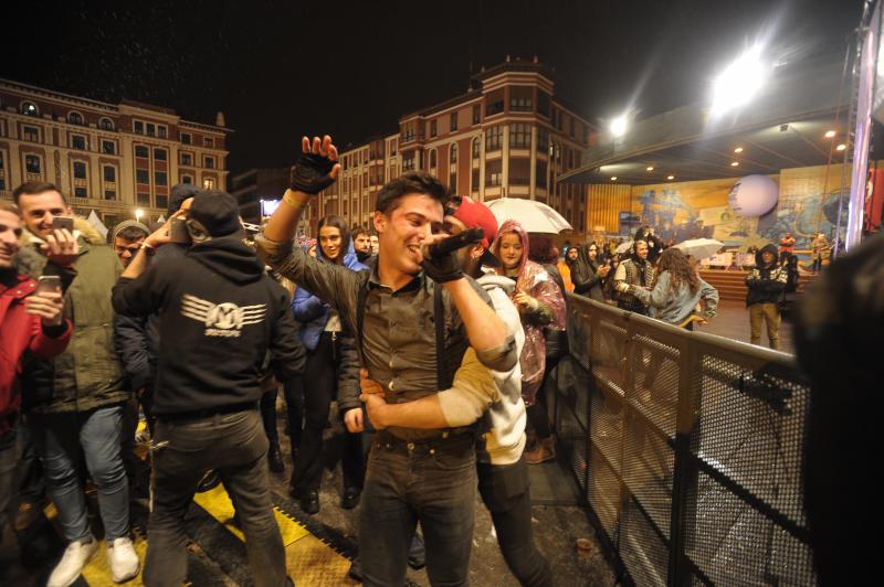 Un cartel que hará desfilar a La Pegatina, Muchachito, Iseo & Dodosound y Revolta Permanent por la Herriko Plaza. 