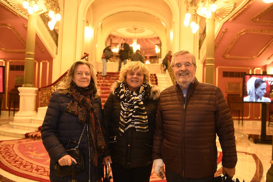 Marisa Macua, Almudena Salazar y Marcos Vizcaya. 