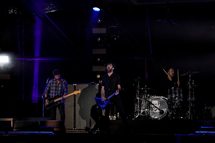 Las actuaciones de Berri Txarrak, Crystal Fighters y Muse hicieron temblar el estadio y dejaron imágenes tan impresionantes como estas.