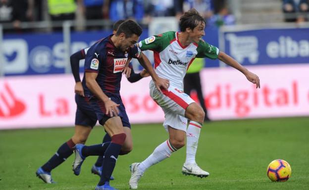 Tomás Pina, en el momento de la lesión ante el Eibar.