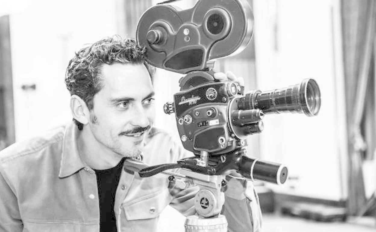 Paco León, en el set de rodaje.