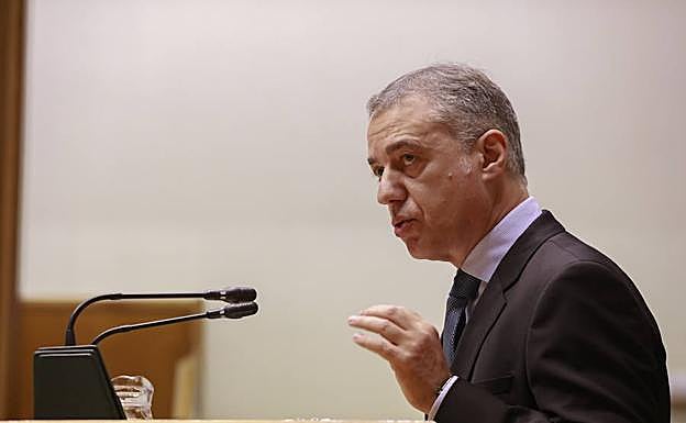 El lehendakari, Iñigo Urkullu durante su intervención en el pleno del Parlamento vasco.