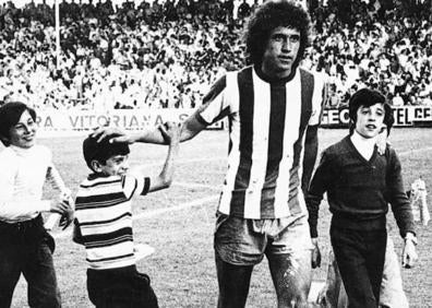 Imagen secundaria 1 - Valdano y Cruyff: «Tráteme de usted»