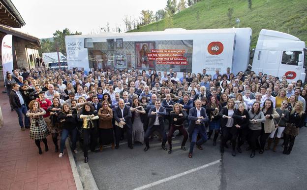 Empleados de EDP, durante las jornadas.