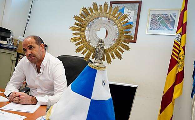 La virgen del Pilar en el escritorio de Garitano. 