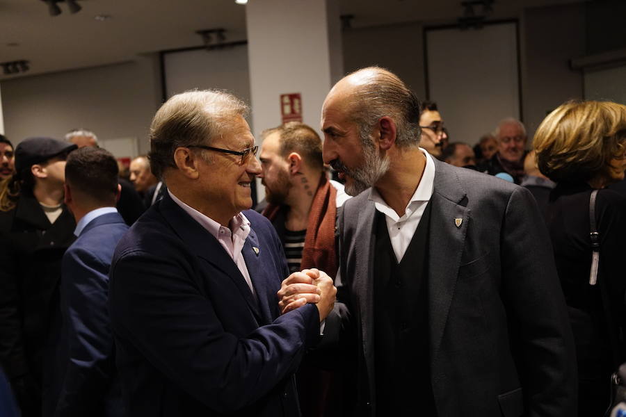 Fotos: La presentación de la plancha de Elizegi en imágenes