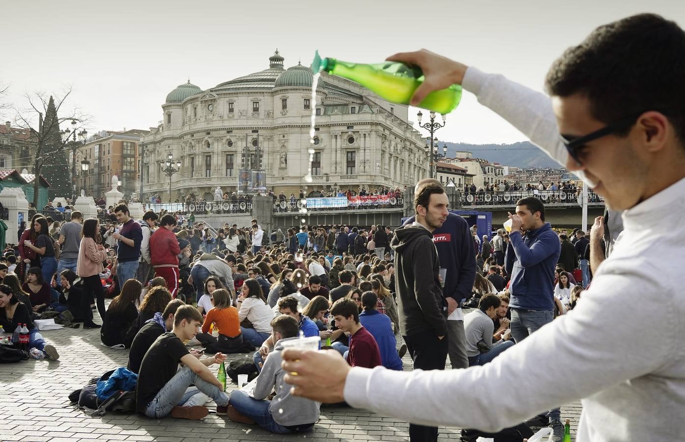 Las buenas perspectivas para esta edición se han cumplido en el inicio de la  Feria de Santo Tomás  en Bilbao, que está congregando desde primera hora a numeroso público 