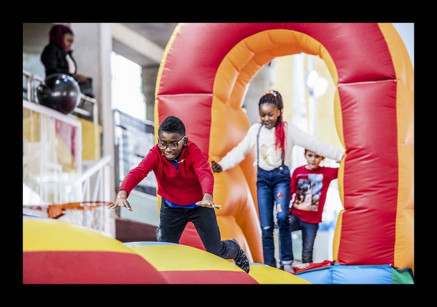 Fotos: Así es el Parque Infantil de Navidad (PIN) de Vitoria, que vuelve a Hegoalde