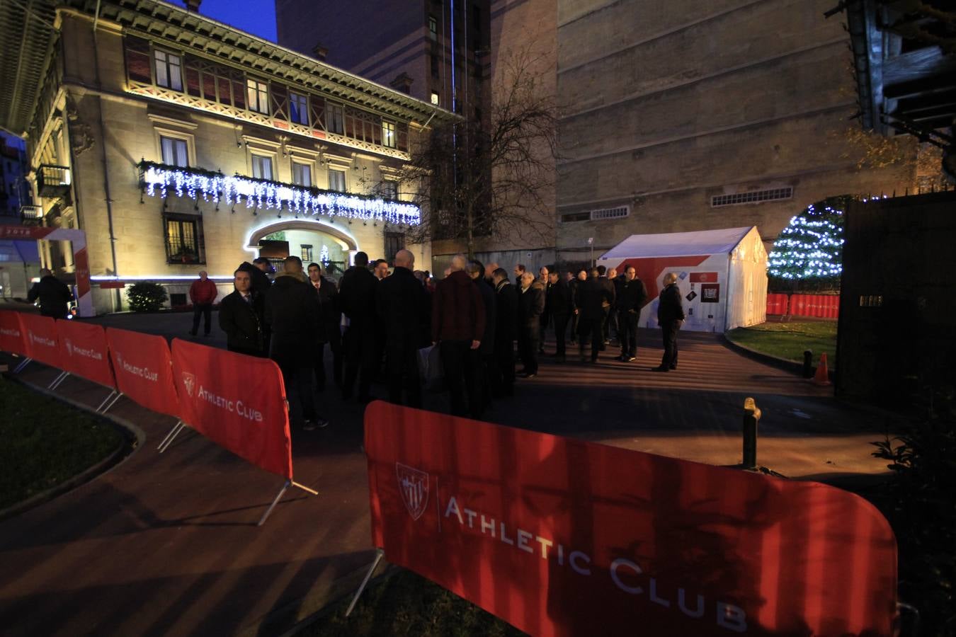 Aitor Elizegi y Alberto Uribe-Echevarría compiten por la presidencia del club rojiblanco, en las  elecciones de 2018 . / Manu Cecilio / Ignacio Pérez / Jordi Alemany / Athletic Club