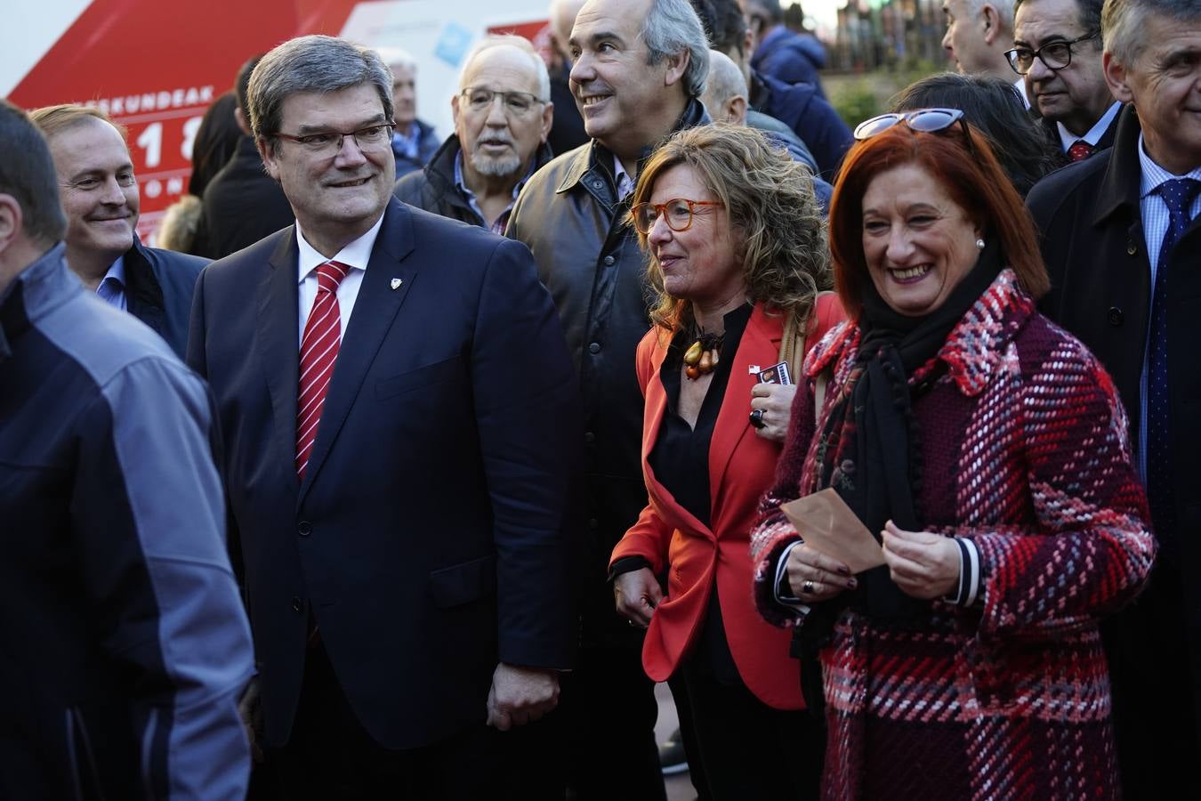 El alcalde de Bilbao, Juan Mari Aburto. / Manu Cecilio / Ignacio Pérez / Jordi Alemany / Athletic Club