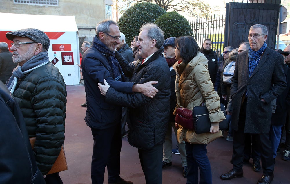 El candidato del PSE a la Alcaldía de Bilbao, Alfonso Gil. / Manu Cecilio / Ignacio Pérez / Jordi Alemany / Athletic Club
