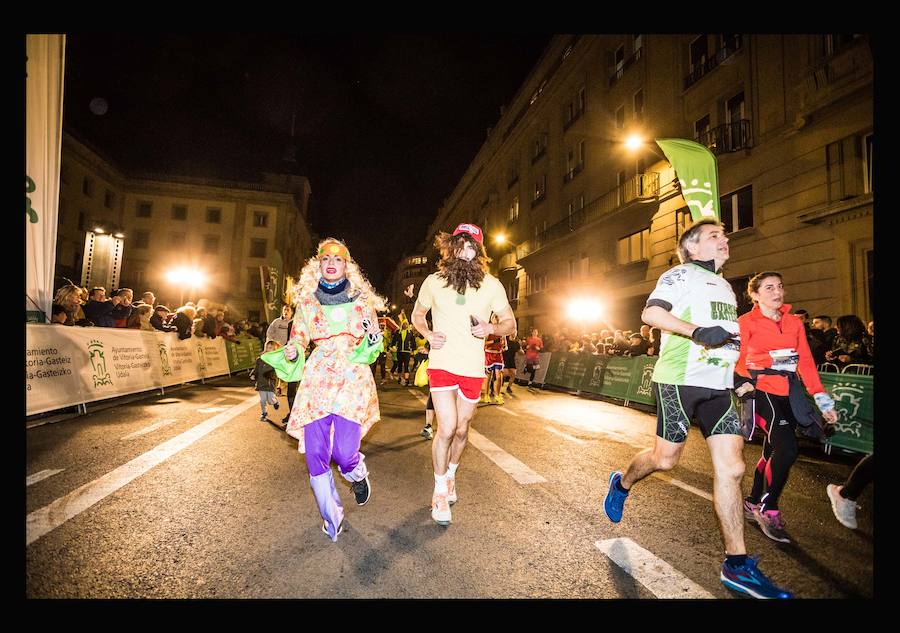 Fotos: Las fotos de la San Silvestre de Vitoria