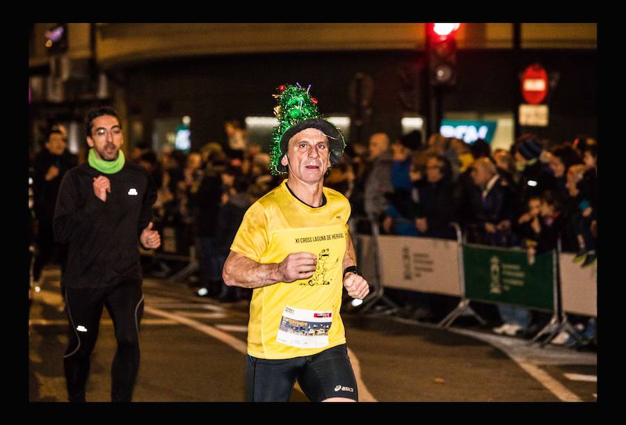 Fotos: Las fotos de la San Silvestre de Vitoria