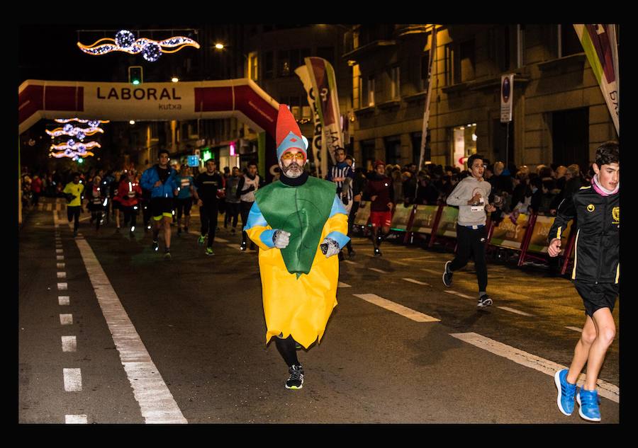 Fotos: Las fotos de la San Silvestre de Vitoria