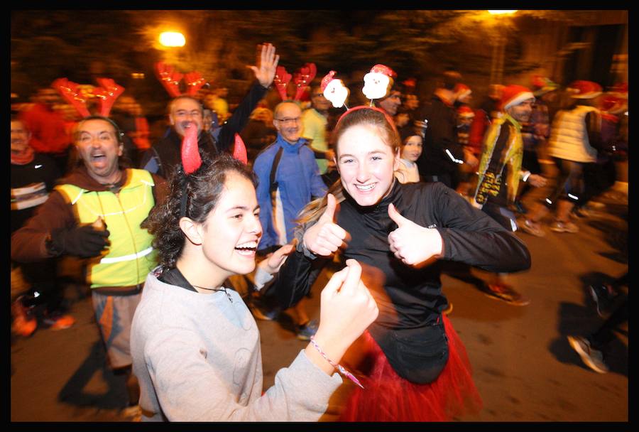 Fotos: Las fotos de la San Silvestre de Vitoria