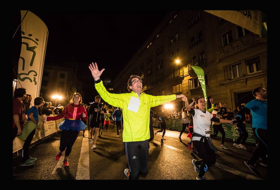 Fotos: Las fotos de la San Silvestre de Vitoria