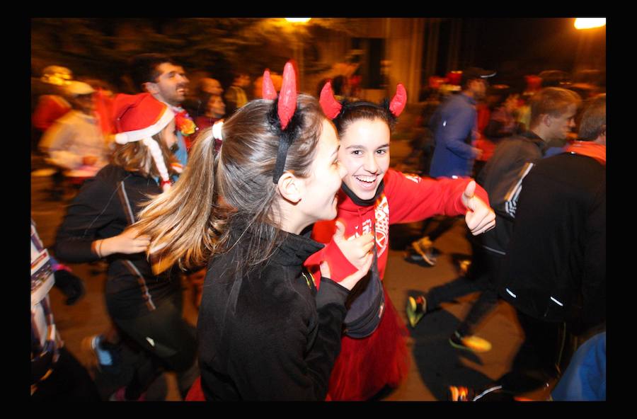 Fotos: Las fotos de la San Silvestre de Vitoria