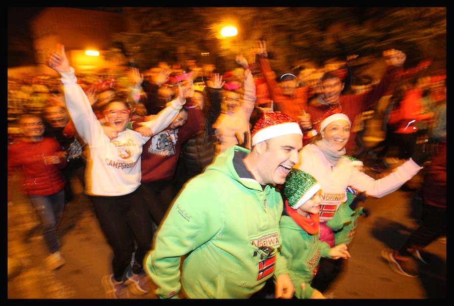 Fotos: Las fotos de la San Silvestre de Vitoria