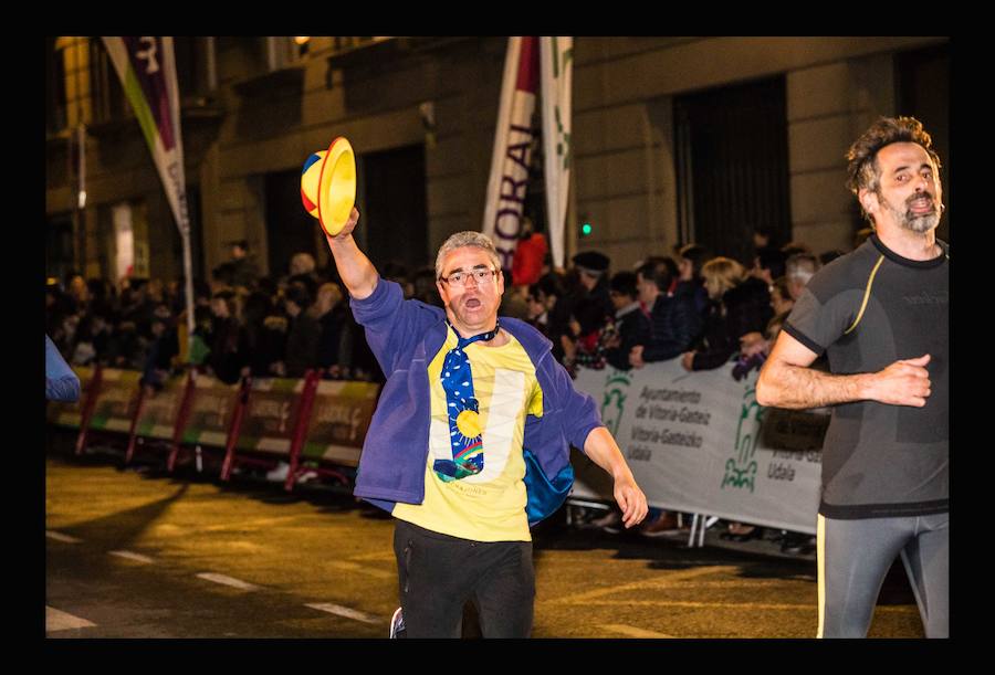 Fotos: Las fotos de la San Silvestre de Vitoria