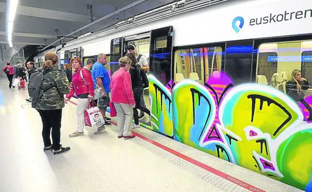 Pintar trenes