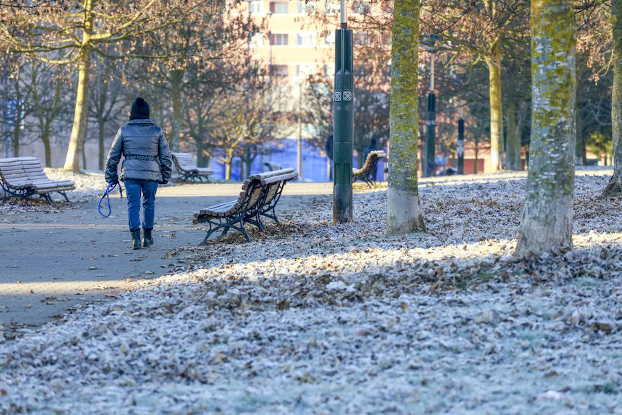 Los termómetros han marcado este viernes -8,5º en Ozaeta; -8,0º en Pagoeta y -7,2º en Abetxuko. La alerta por heladas y temperaturas mínimas se mantiene el fin de semana