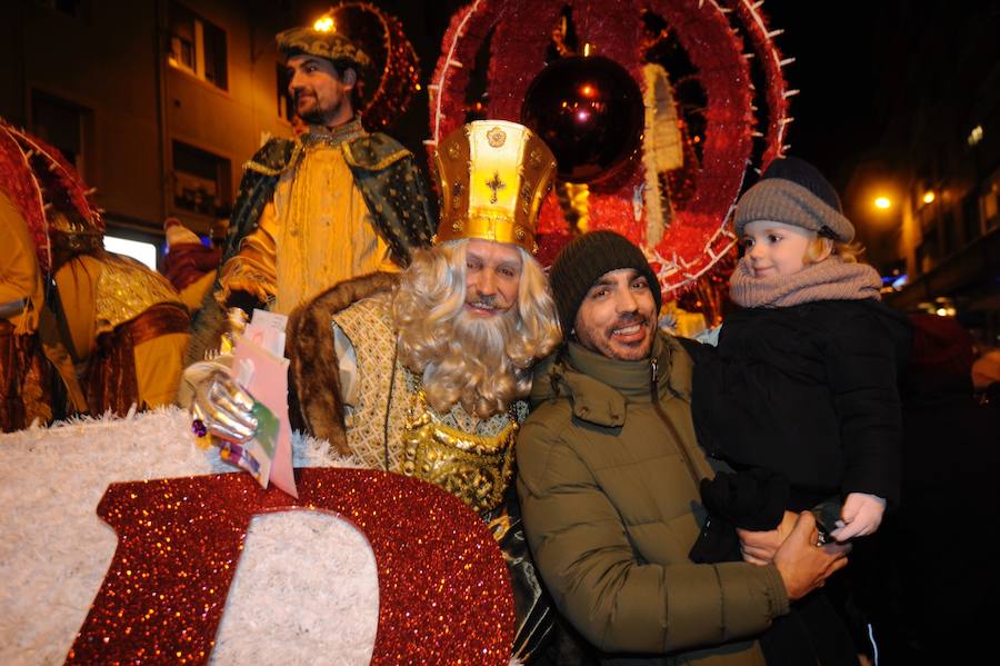 Fotos: Las fotos de la cabalgata de los Reyes Magos de Vitoria