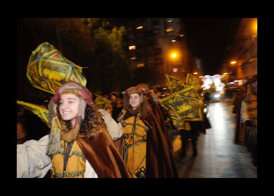 Fotos: Las fotos de la cabalgata de los Reyes Magos de Vitoria