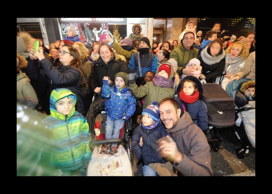 Fotos: Las fotos de la cabalgata de los Reyes Magos de Vitoria