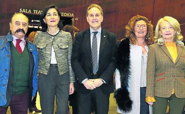 Julio Alegría, Yolanda Díez, Alfonso Gil, Gotzone Sagardui y Mariapi Alza. 